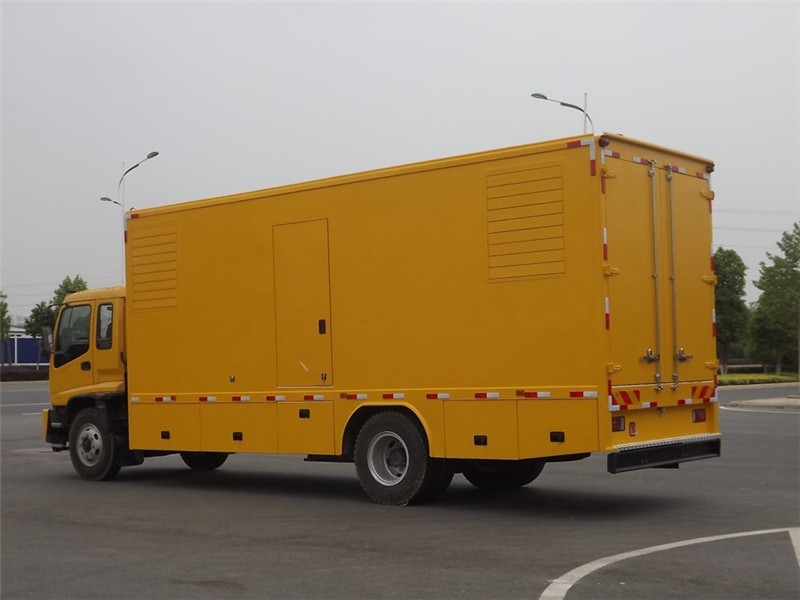 巫山出租发电机-柴油发电机组电压低报警怎么办？